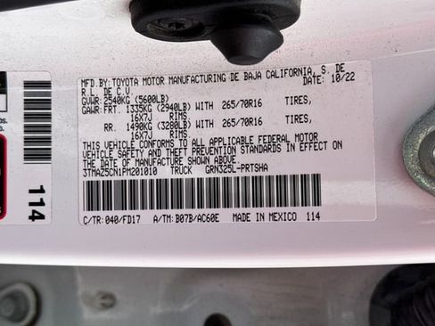 Used 2023 Toyota Tacoma TRD Off-Road image 17