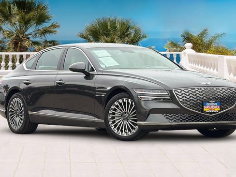 Used 2024 Genesis G80 image 2