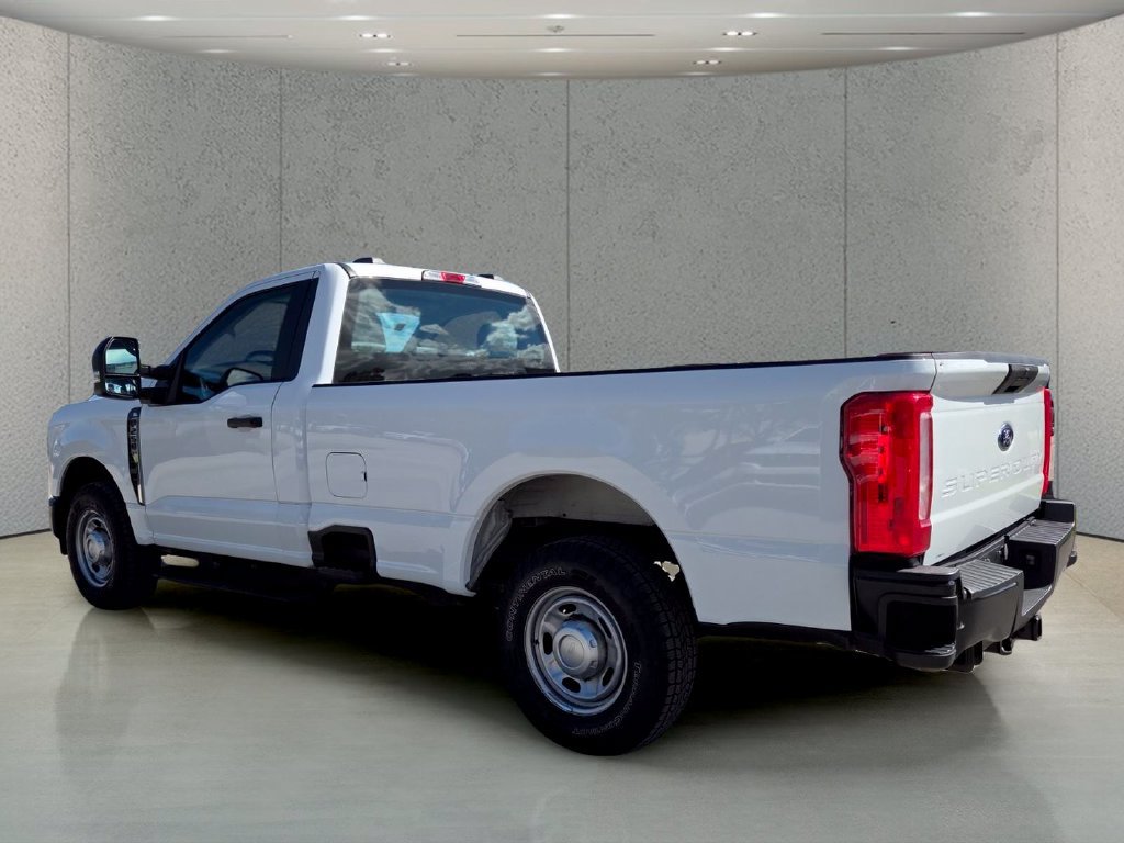 Used 2024 Ford F250 XL RWD image 11