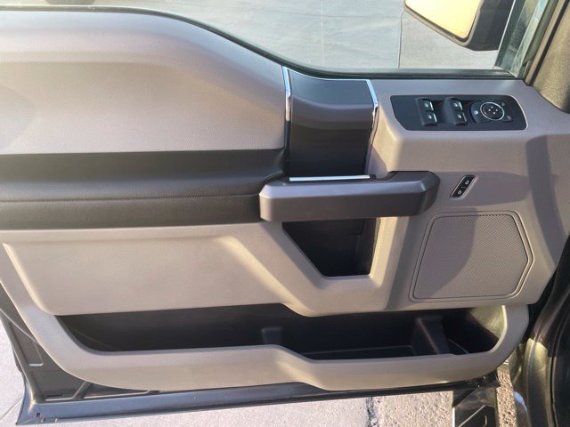 Used 2019 Ford F150 XLT w/ Equipment Group 302A Luxury AWD/4WD image 16