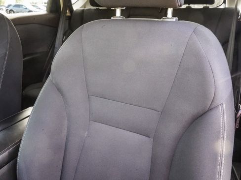 Used 2023 Nissan Rogue S FWD image 23