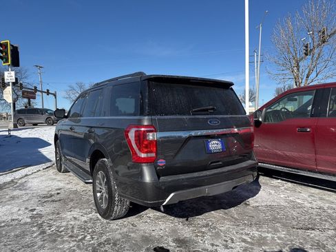 Used 2018 Ford Expedition XLT w/ Equipment Group 202A image 16