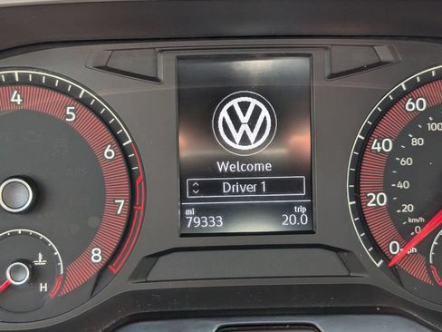Used 2019 Volkswagen Jetta R-Line FWD image 20