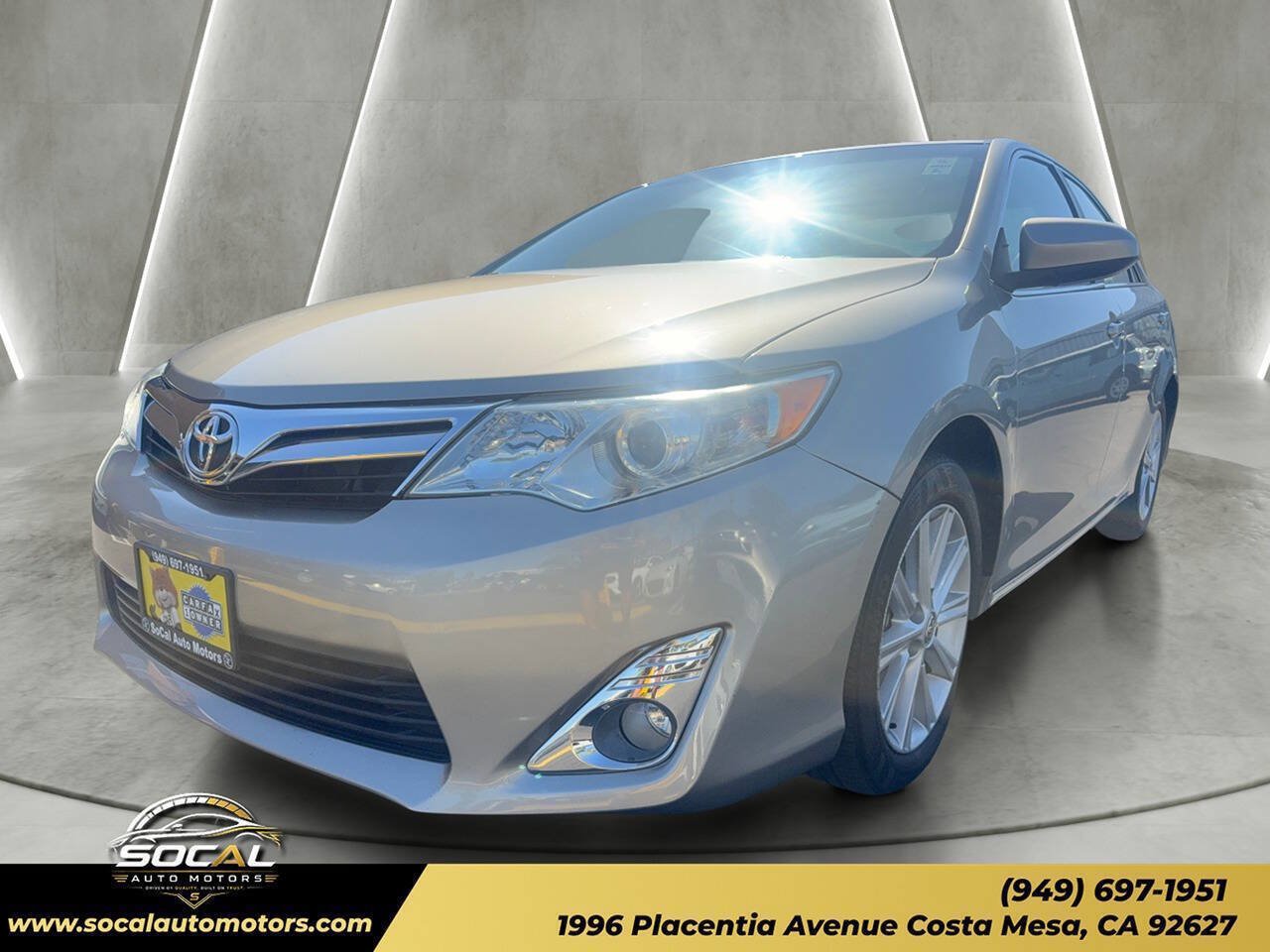 Used 2014 Toyota Camry XLE w/ Leather Package FWD image 27