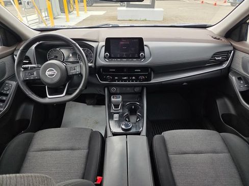 Used 2021 Nissan Rogue SV AWD/4WD image 18