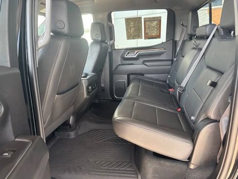 Used 2023 Chevrolet Silverado 1500 LT Trail Boss w/ Convenience Package II AWD/4WD image 23