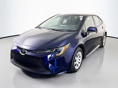Used 2020 Toyota Corolla LE FWD image 4