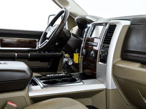 Used 2011 RAM 1500 Laramie RWD image 21