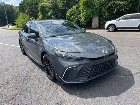 Used 2025 Toyota Camry SE w/ Multimedia Upgrade Package FWD image 1