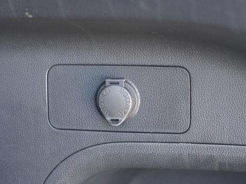 Used 2021 Toyota RAV4 XLE Premium AWD/4WD image 53
