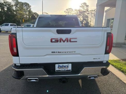 Used 2024 GMC Sierra 1500 SLT AWD/4WD image 7