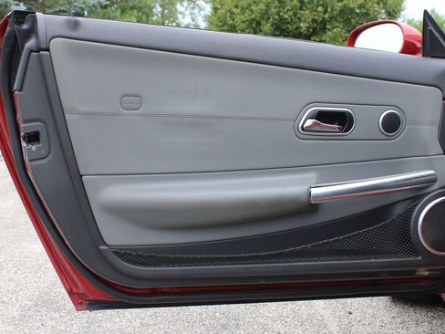 Used 2005 Chrysler Crossfire Limited RWD image 11