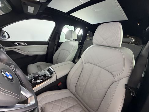 Certified 2026 BMW X5 xDrive40i AWD/4WD image 9