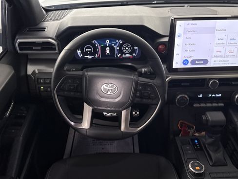 Used 2025 Toyota Tacoma TRD Sport RWD image 10