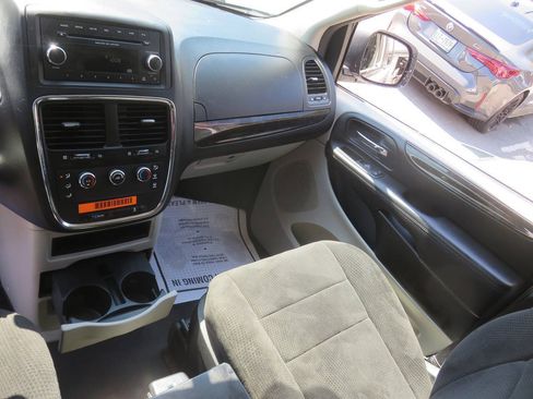 Used 2013 RAM C/V Tradesman FWD image 20