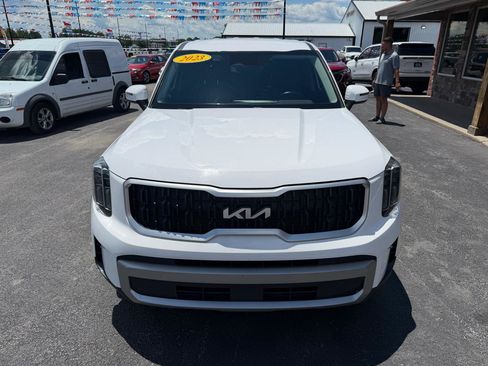 Used 2023 Kia Telluride LX FWD image 10