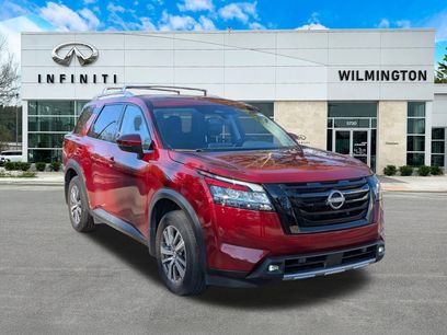 Used 2022 Nissan Pathfinder SL w/ SL Black Package