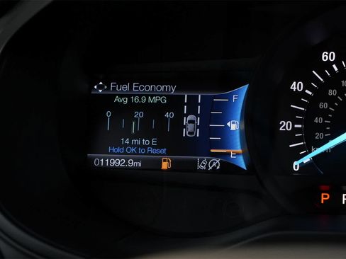 Used 2022 Ford Edge SEL w/ Convenience Package image 12