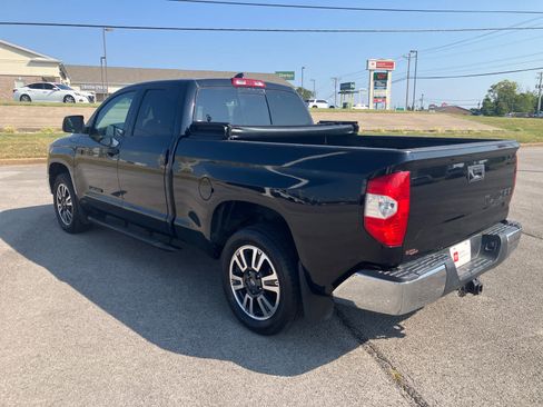 Used 2021 Toyota Tundra SR5 w/ SR5 Upgrade Package RWD image 7