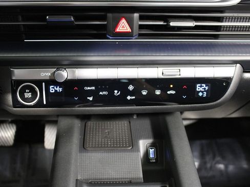 Used 2023 Hyundai Ioniq 6 SEL image 23