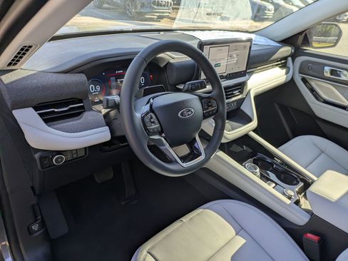 New 2026 Ford Explorer Platinum AWD/4WD image 14