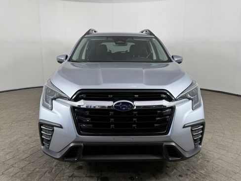 Used 2025 Subaru Ascent Premium AWD/4WD image 2