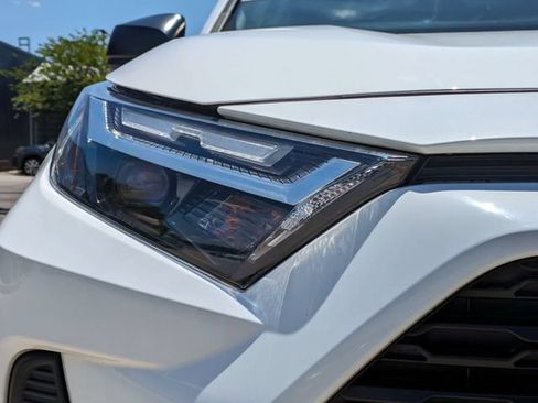 Used 2023 Toyota RAV4 LE FWD image 11