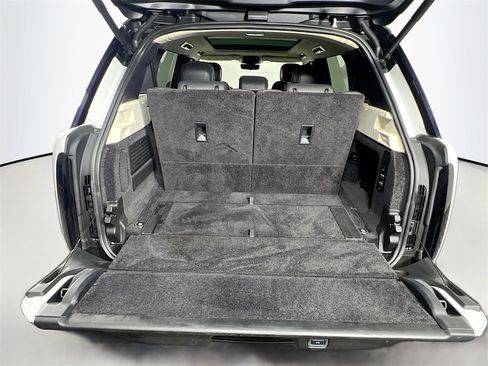 Used 2022 Land Rover Range Rover Long Wheelbase SE image 28