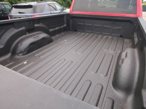Certified 2022 RAM 3500 Big Horn AWD/4WD image 32