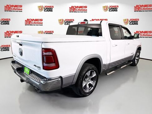 Used 2019 RAM 1500 Laramie AWD/4WD image 17