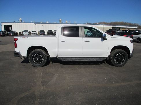 Used 2020 Chevrolet Silverado 1500 LT w/ All-Star Edition image 3