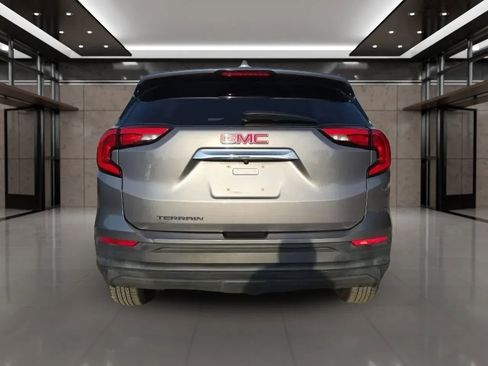 Used 2018 GMC Terrain SLE image 7