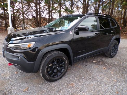 Used 2022 Jeep Cherokee Trailhawk w/ Sun, Sound & Nav Group image 1