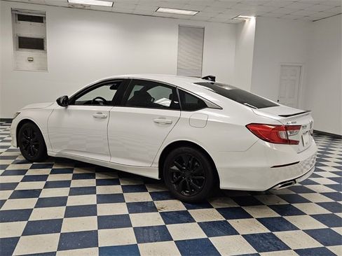 Used 2021 Honda Accord Sport image 5