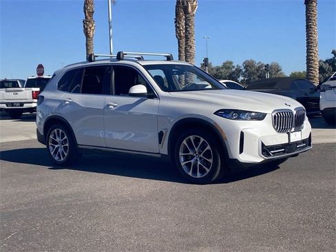 Certified 2024 BMW X5 xDrive40i w/ Premium Package image 5