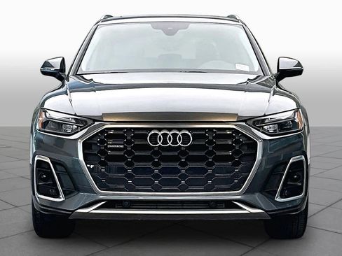 Used 2023 Audi Q5 2.0T Premium w/ Convenience Package AWD/4WD image 4