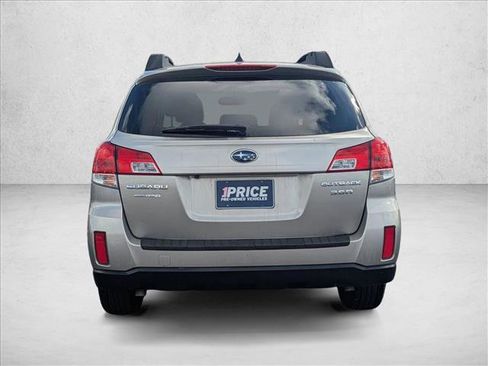 Used 2014 Subaru Outback 3.6R Limited w/ Moonroof Package image 7