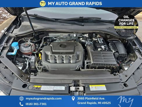 Used 2022 Volkswagen Tiguan SEL R-Line image 25
