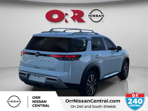 Certified 2025 Nissan Pathfinder Platinum w/ Cargo Package image 5