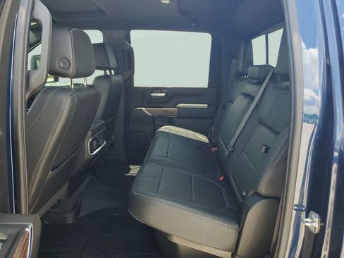 Used 2022 Chevrolet Silverado 3500 High Country AWD/4WD image 10