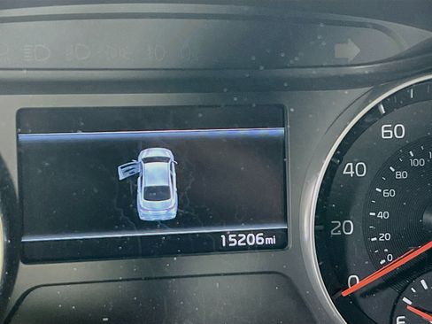 Used 2023 Kia Forte LXS w/ LXS Technology Package FWD image 12