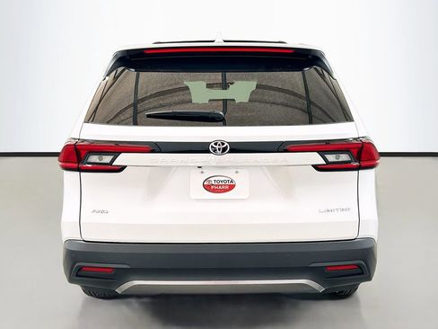 New 2026 Toyota Grand Highlander AWD image 5