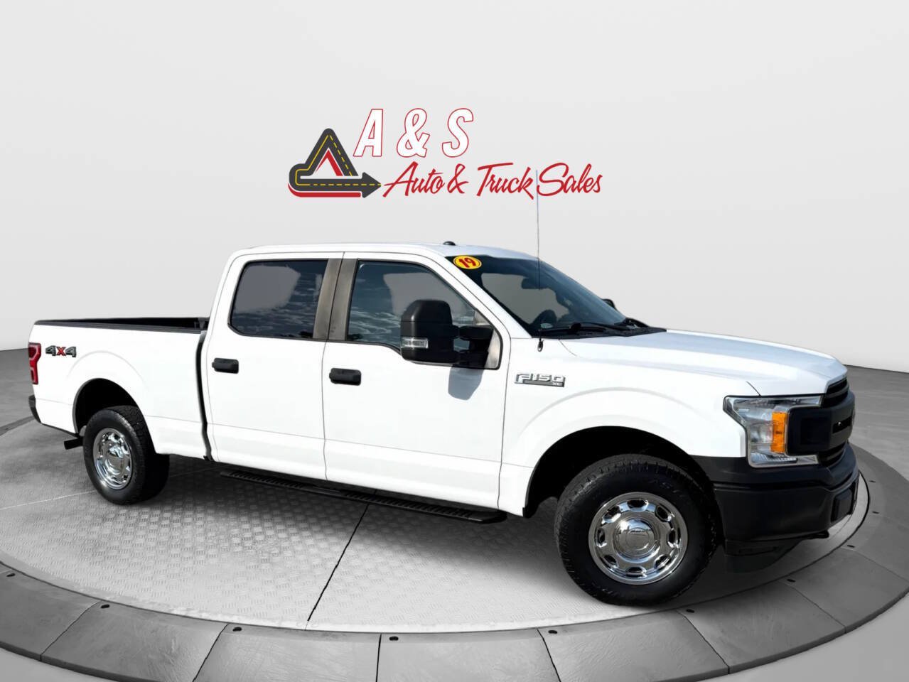 Used 2019 Ford F150 XL w/ XL Power Equipment Group AWD/4WD image 1