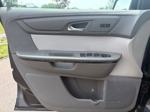 Used 2017 GMC Acadia Limited SLT FWD image 21