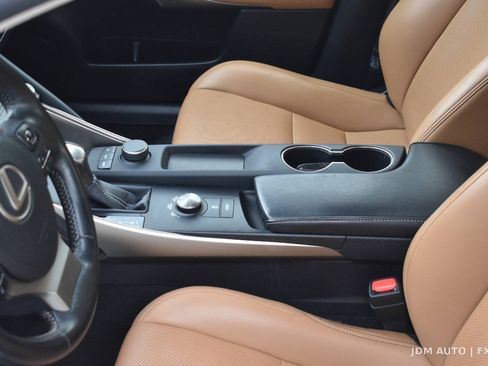 Used 2018 Lexus IS 300 AWD w/ Comfort Package image 30