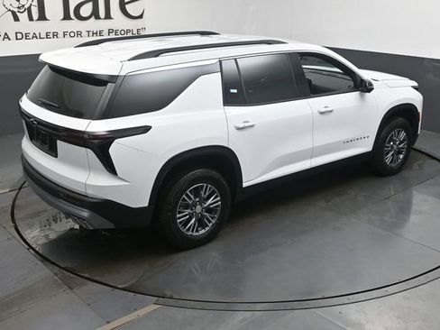 New 2026 Chevrolet Traverse LT w/ Driver Confidence Package FWD image 19
