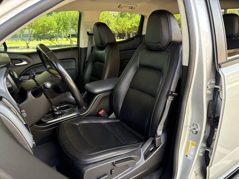 Used 2019 Chevrolet Colorado Z71 AWD/4WD image 24