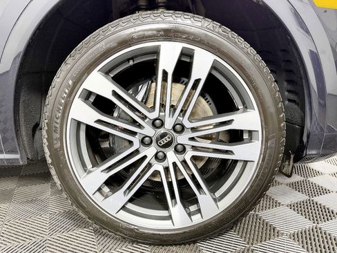 Used 2020 Audi SQ5 Premium w/ Convenience Package image 26