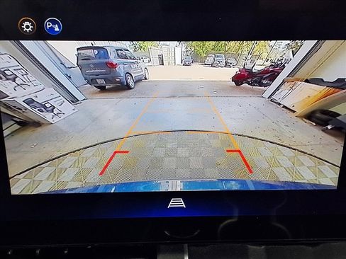 New 2026 Chevrolet Equinox LT image 4