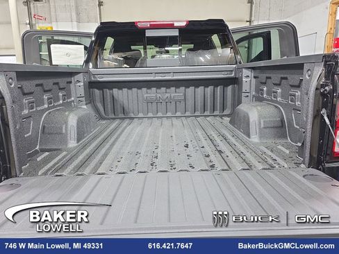 New 2026 GMC Sierra 1500 Elevation image 12